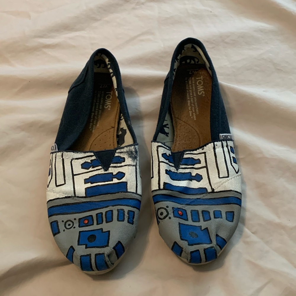 R2D2 Toms